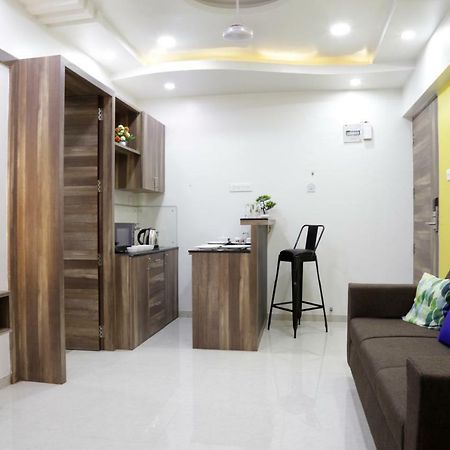 Emerald Vista Luxury Suites Pune Esterno foto