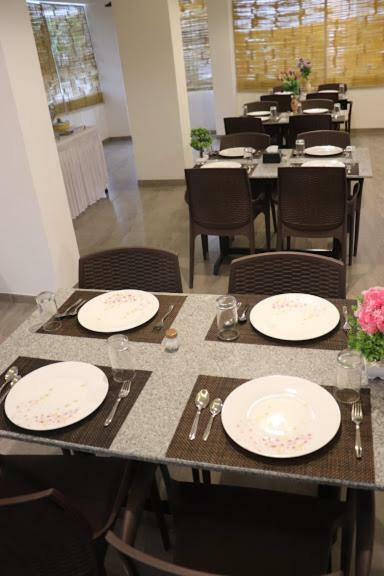 Emerald Vista Luxury Suites Pune Esterno foto