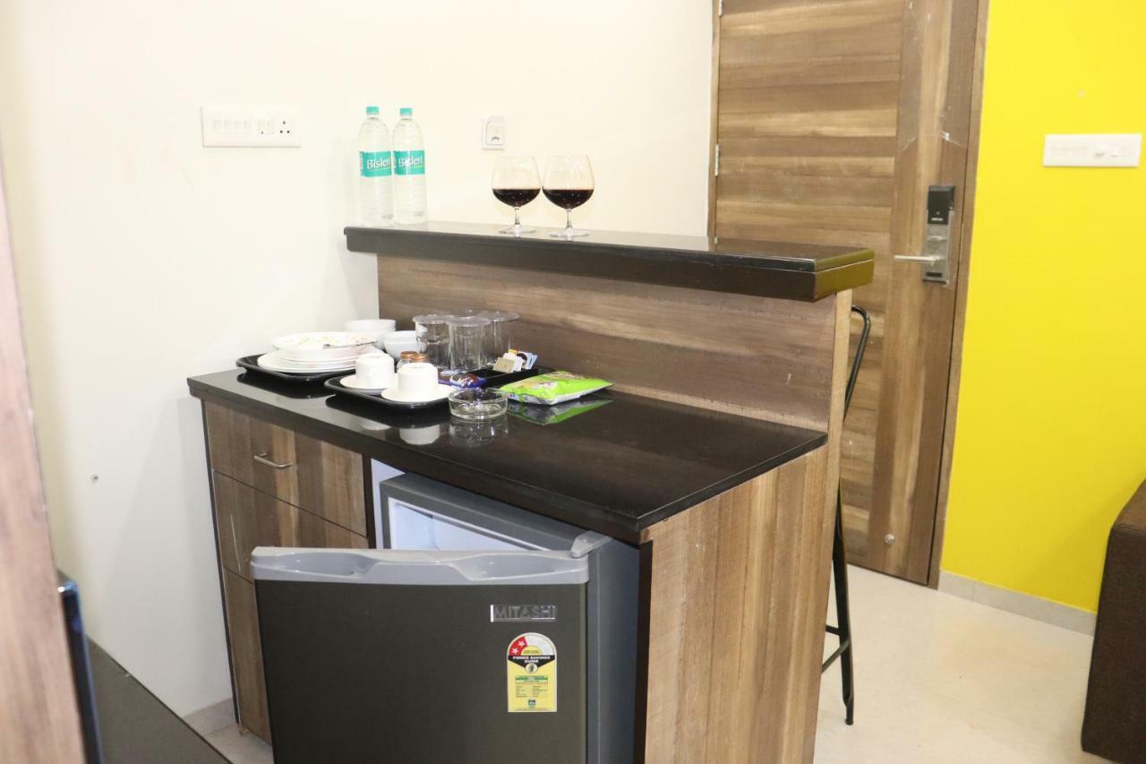 Emerald Vista Luxury Suites Pune Esterno foto
